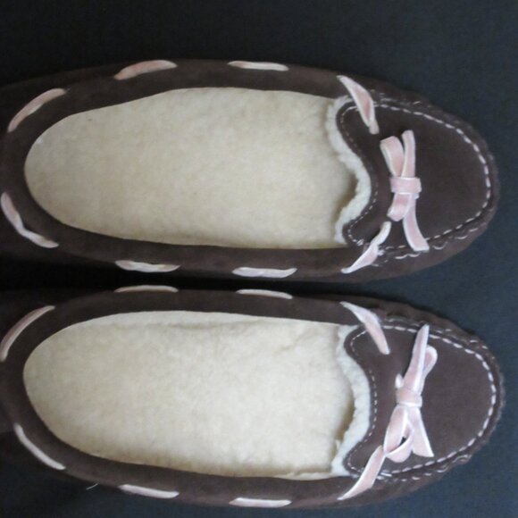 L.L. Bean Suede Leather Shearling Slippers Ribbon Womens 7 - Picture 6 of 10